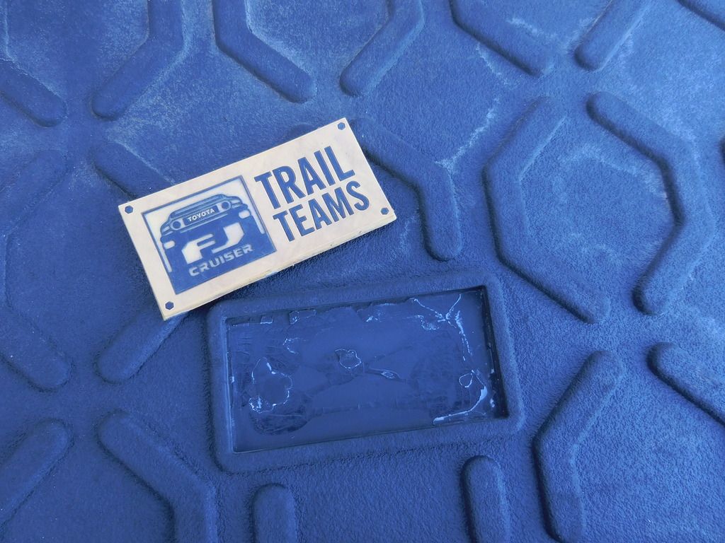 Replacing/Swapping 1st Gen Floor Mat Badges Toyota FJ Cruiser Forum